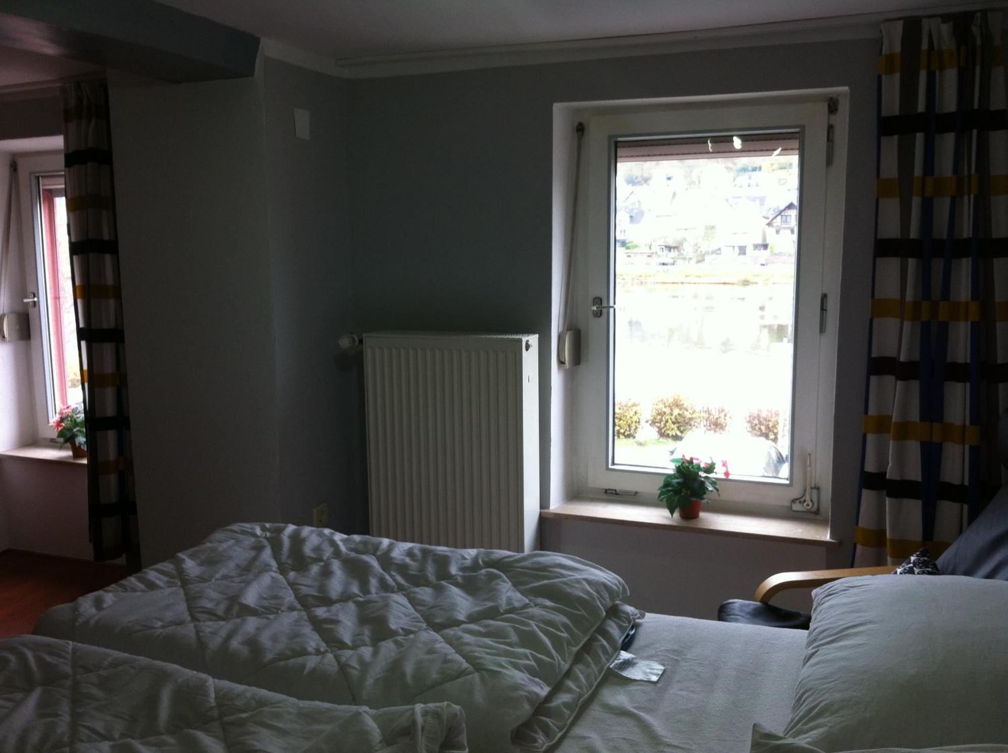 Apartmán Haus Marlene Zell an der Mosel Pokoj fotografie